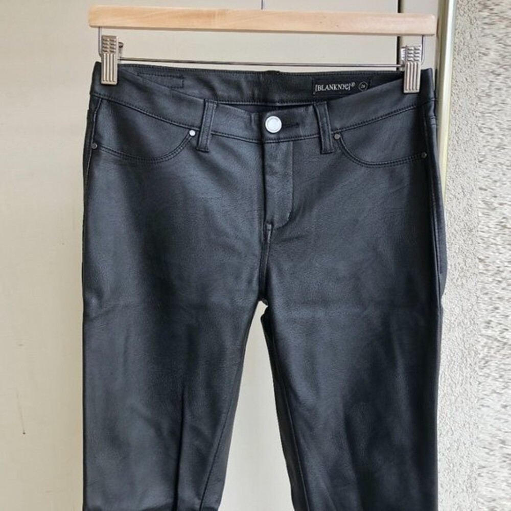 BlackNYC Faux Leather Black Leggings Size 26 - Picture 7 of 11